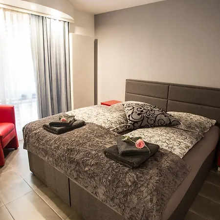 Downtown Apartments Center Apartment *